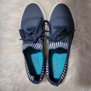 Blowfish Women’s Navy and White Lace Up Woven Comfort Sneaker Size 8.5
